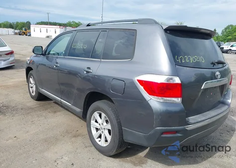 2013 Toyota Highlander Se V6 from USA, damaged, VIN 5TDBK3EHXDS229002